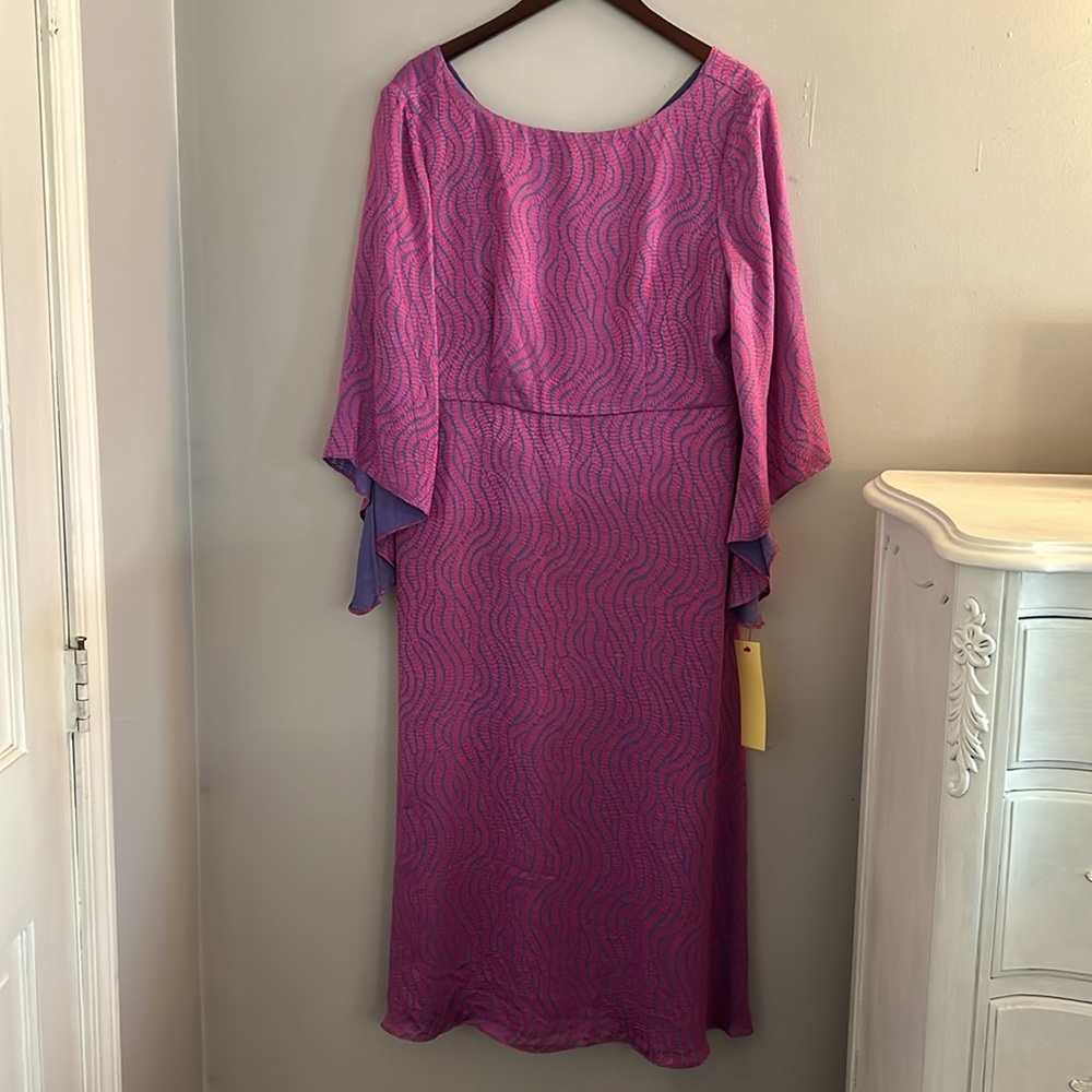 Hilton Hollis designer dress flowing/bell sleeves $795